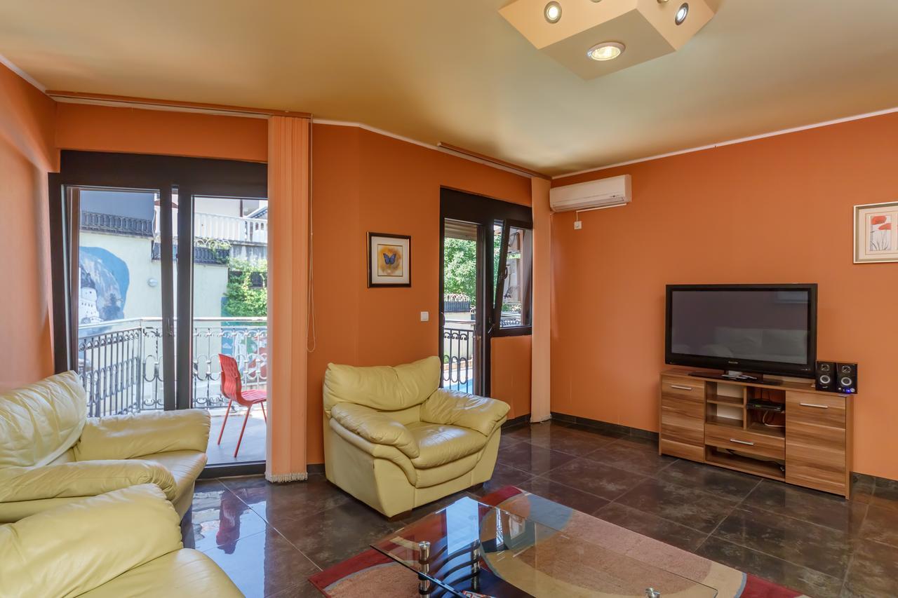 Apartments Coral コトル エクステリア 写真