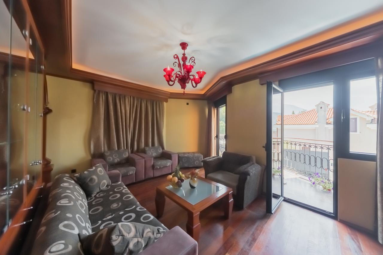 Apartments Coral コトル エクステリア 写真
